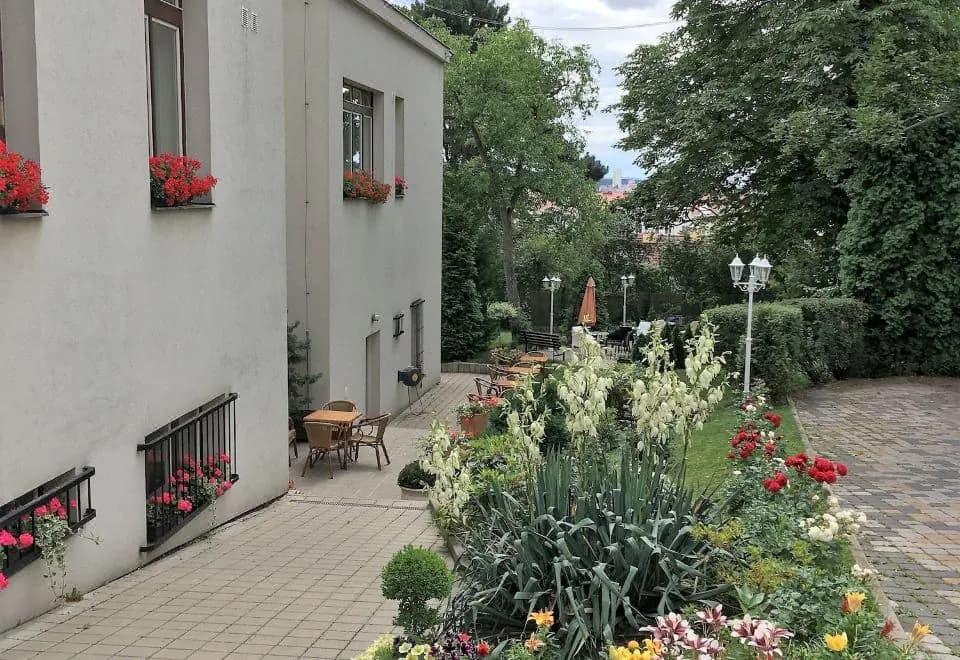 Pension Jana - Domov Mládeže