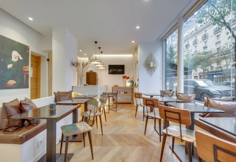 Hotel Beausejour