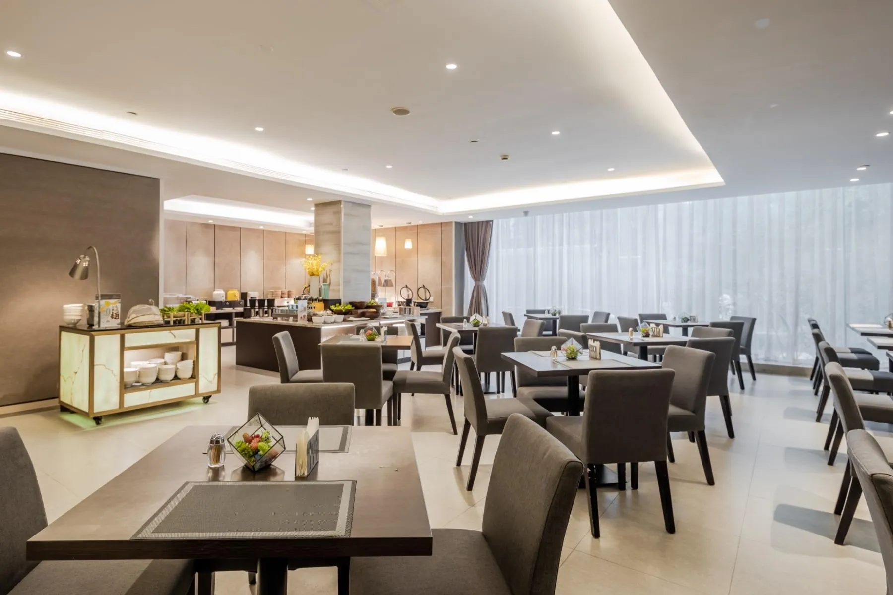 Motel (Shanghai Lujiazui Yushan Road Yuanshen Sports Center)