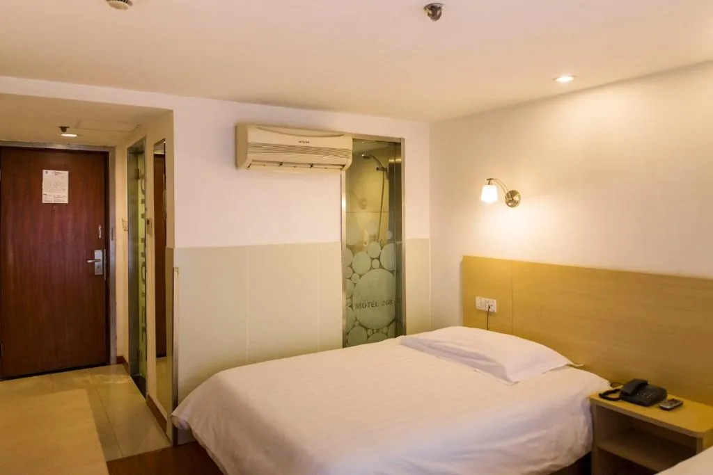 Home inn·neo Shanghai New International Expo Center
