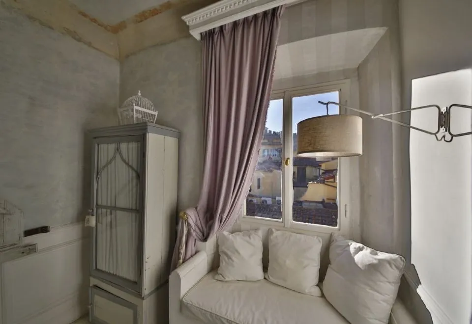 White Home