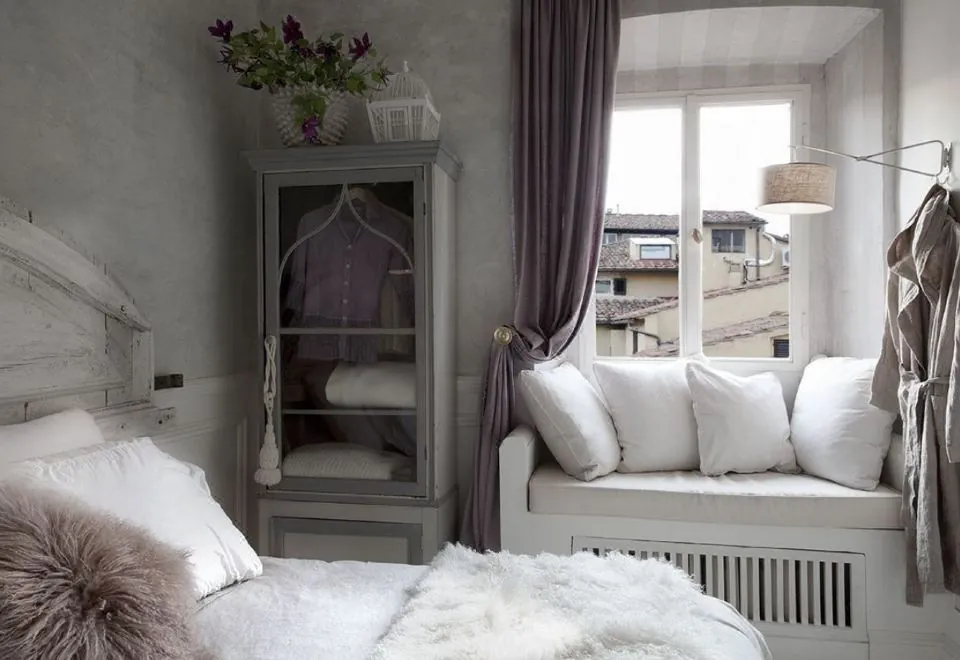 White Home
