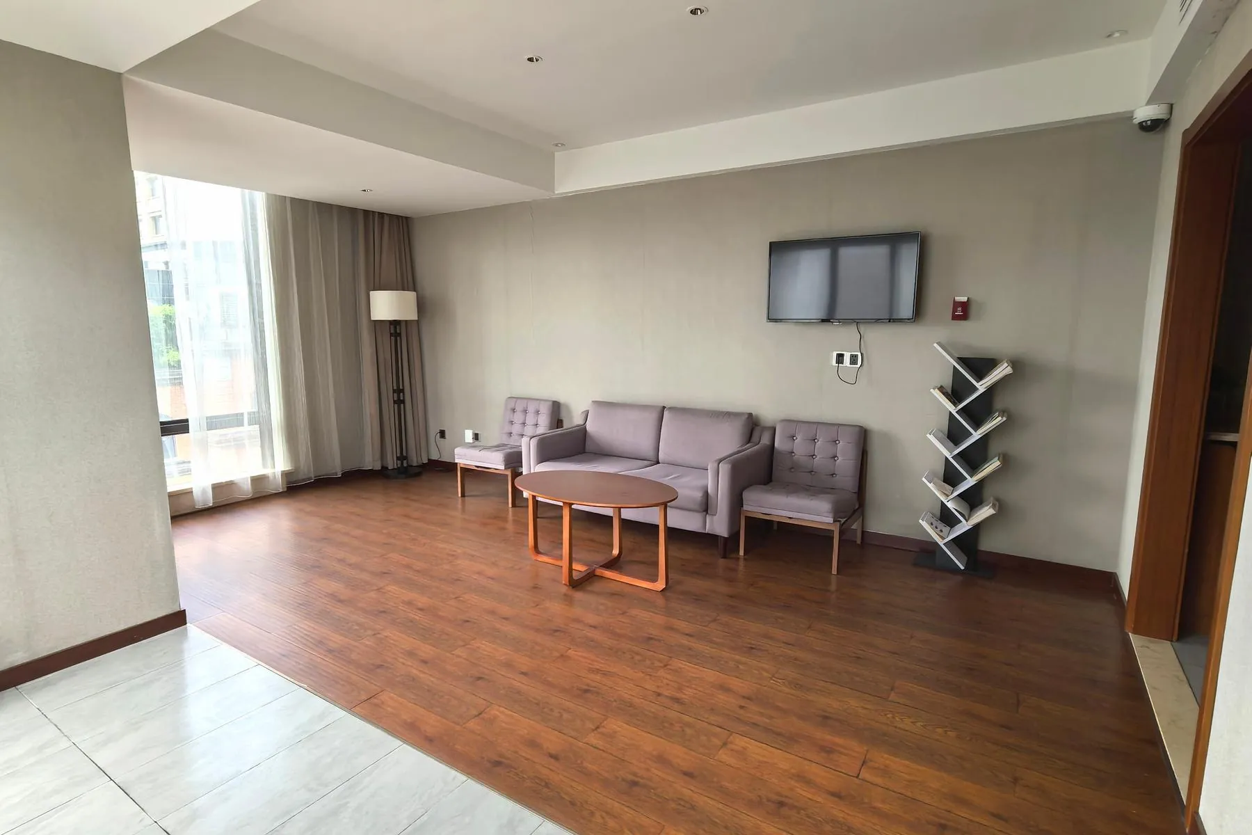 Yitel Hotel (Shanghai New International Expo Center Fangdian Road Metro Station)