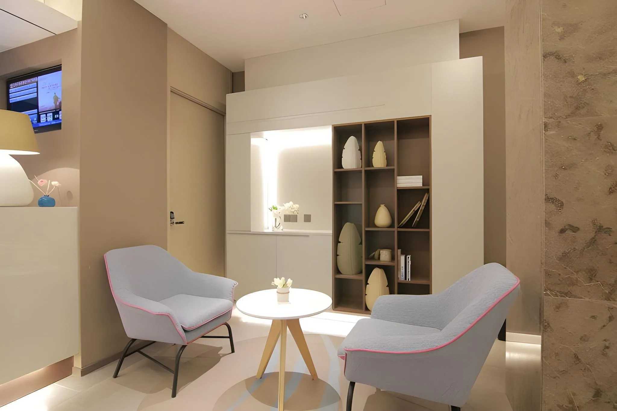 Home Inn Neo Shanghai the Bund Chenghuang Temple Xiaonanmen Metro Station