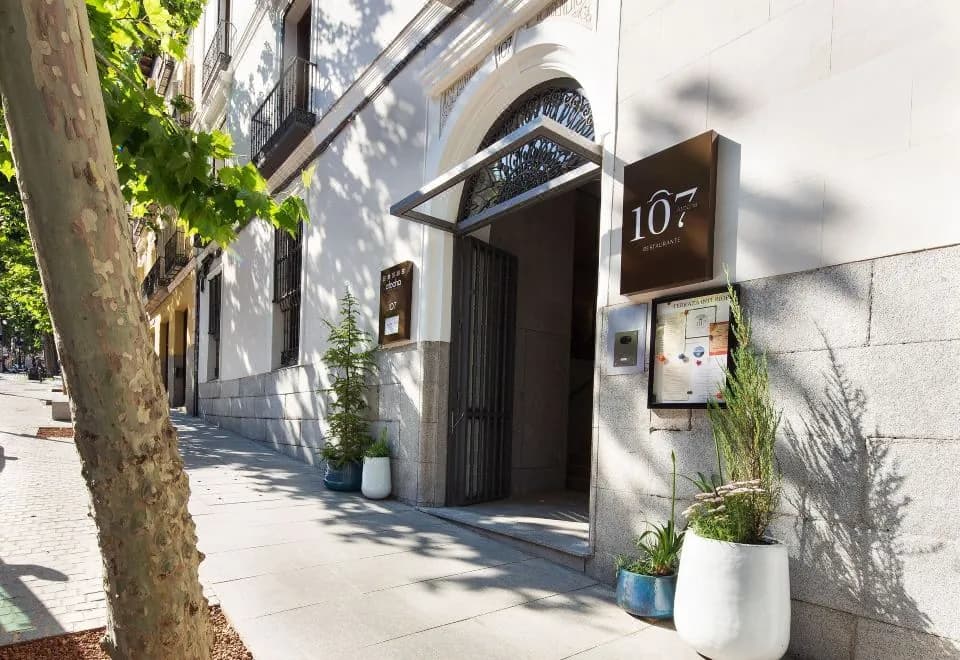 Atocha Hotel Madrid, Tapestry Collection by Hilton