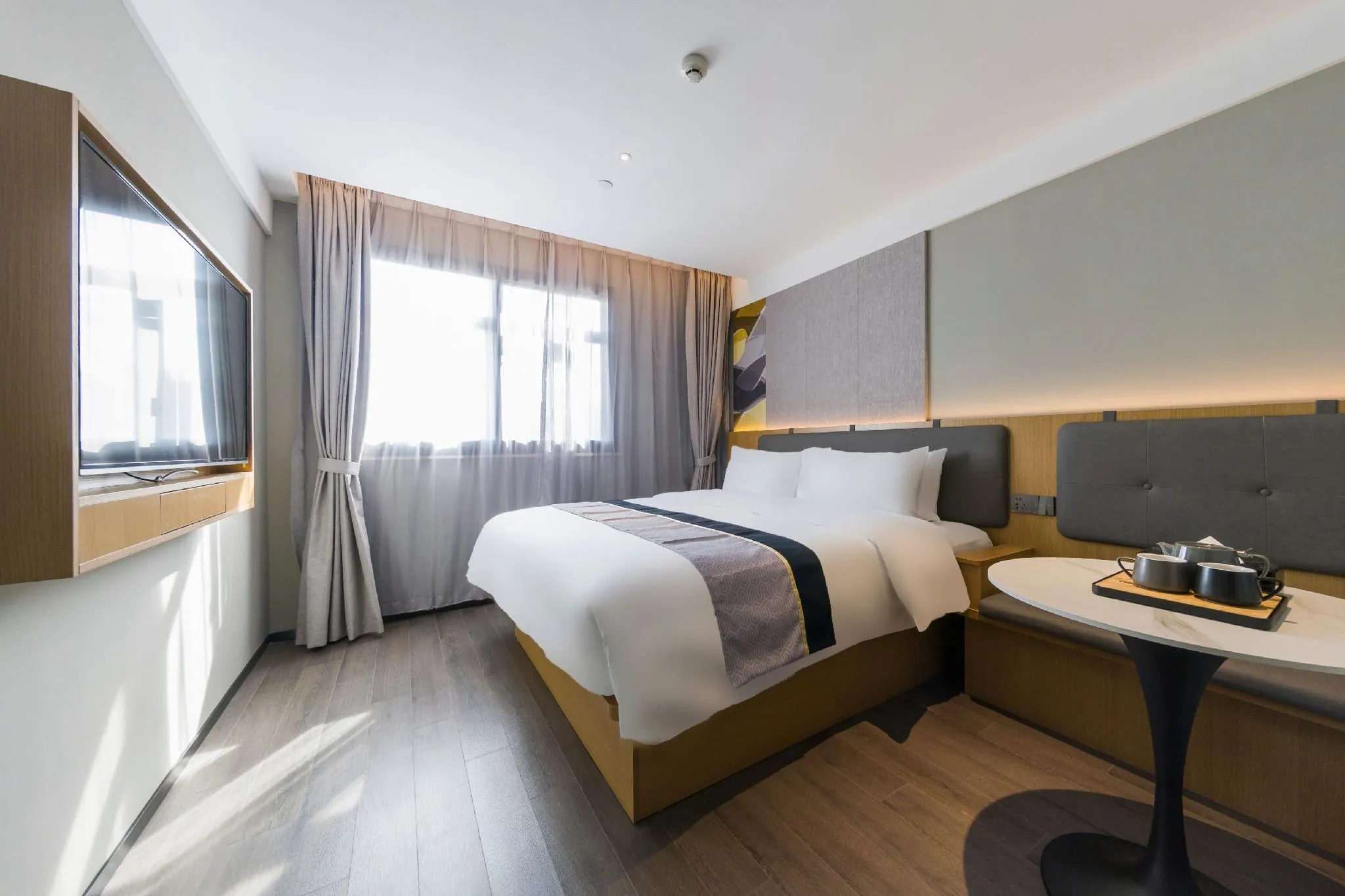 Homeinn Selected Hotel (Shanghai Railway Station North Plaza North Tibet Road)