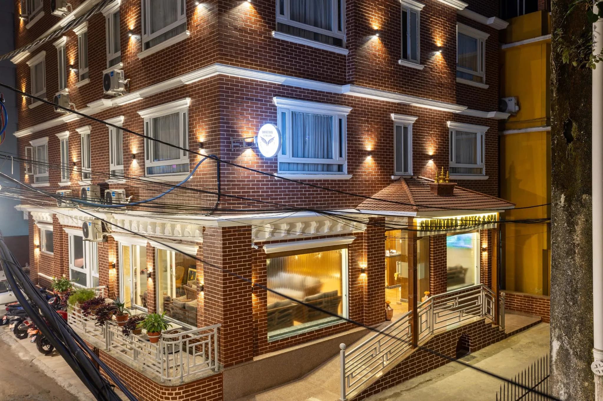 Shuvatara Suites & Spa
