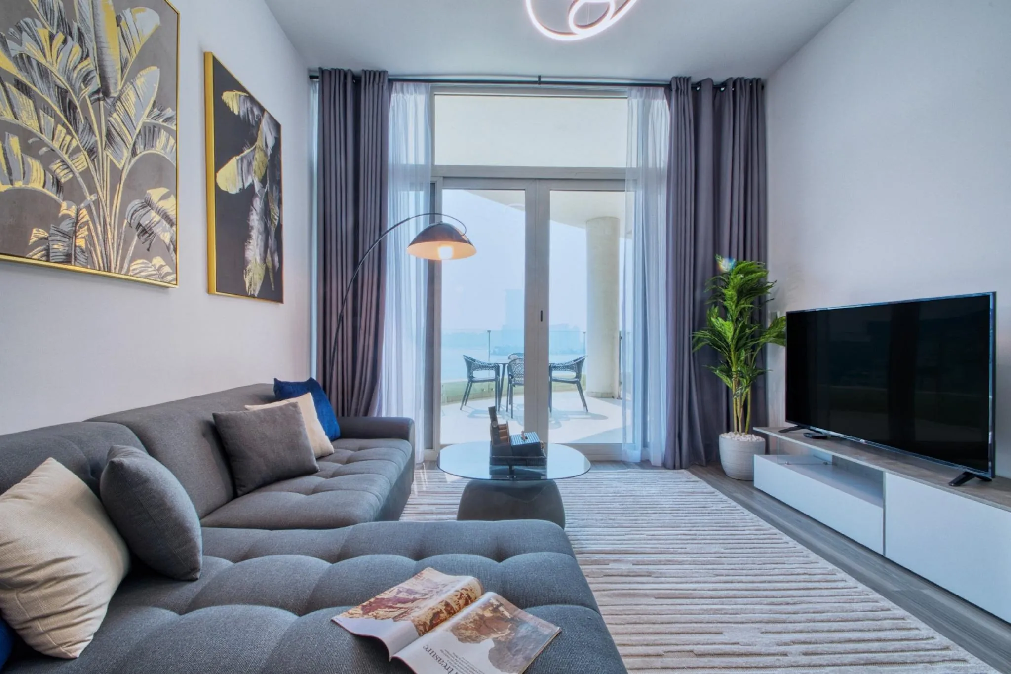 GLOBALSTAY. Azizi Royal Bay Apartments