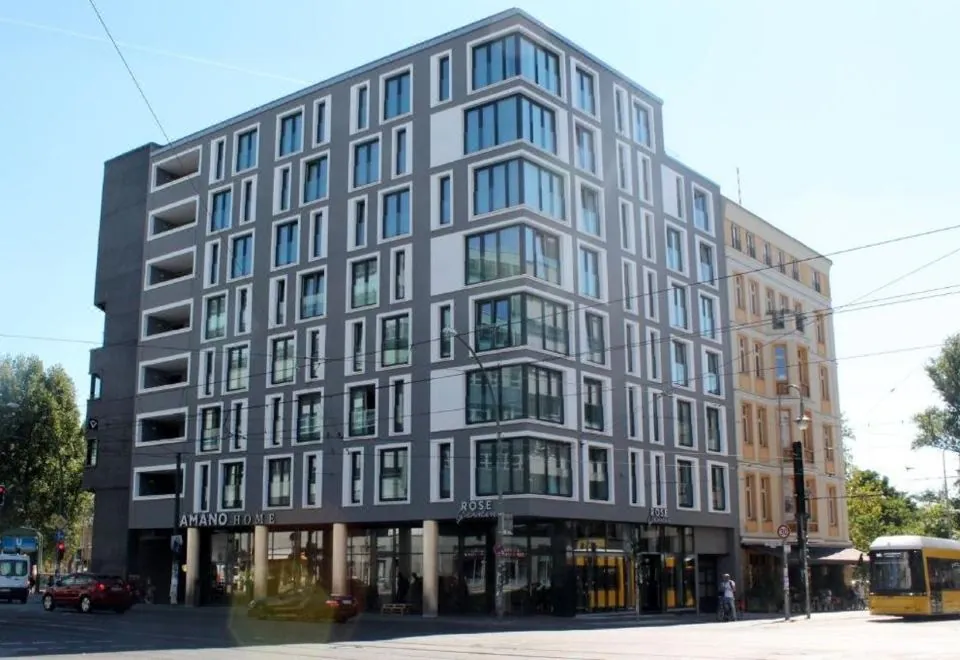 AMANO HOME Apartments