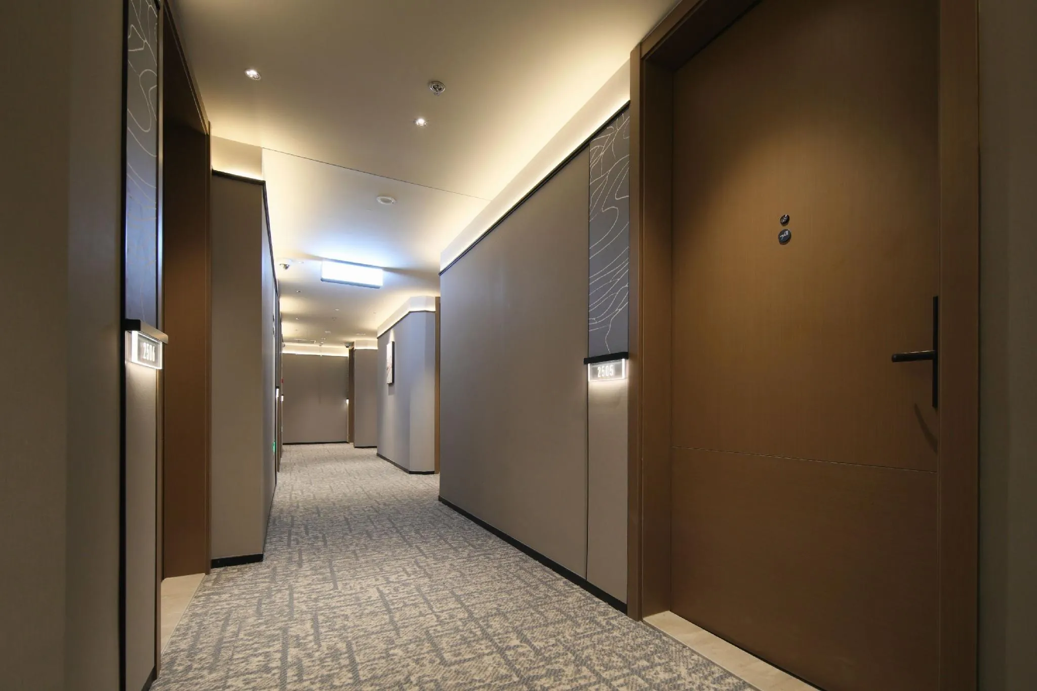 Atour Hotel Shanghai Jing'an Temple Nanjing West Road