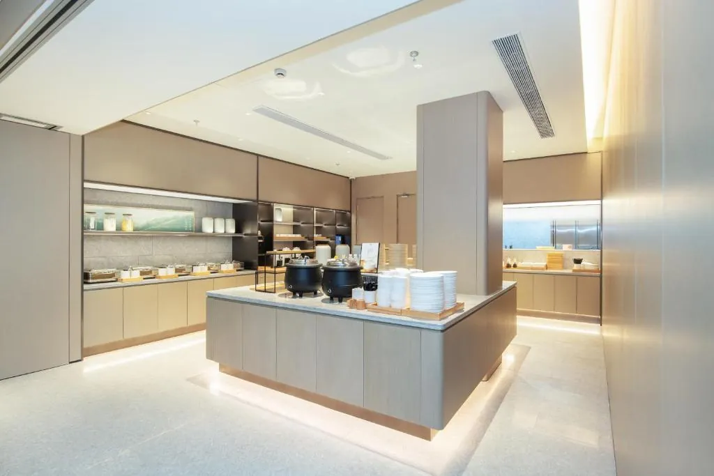 Ji Hotel Shanghai Houtan Metro Station