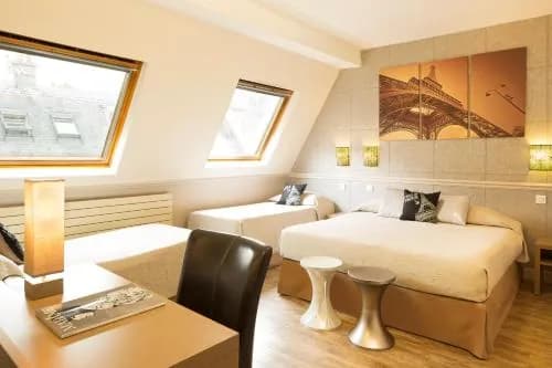 Hotel de la Cite Rougemont Paris