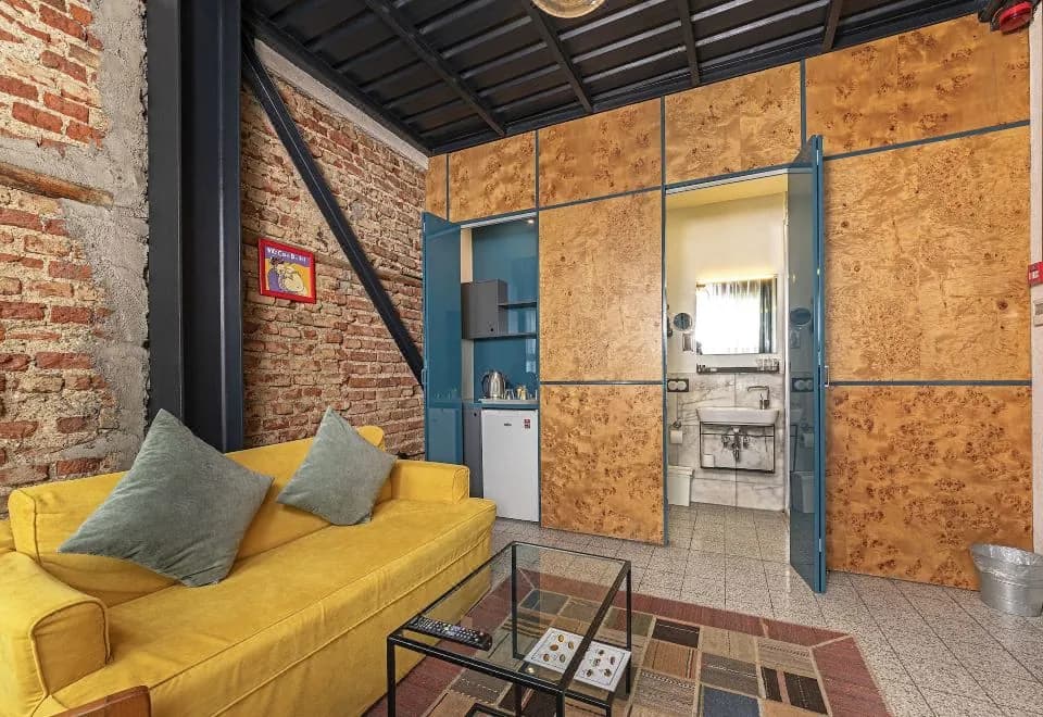 Raven Istanbul Suites