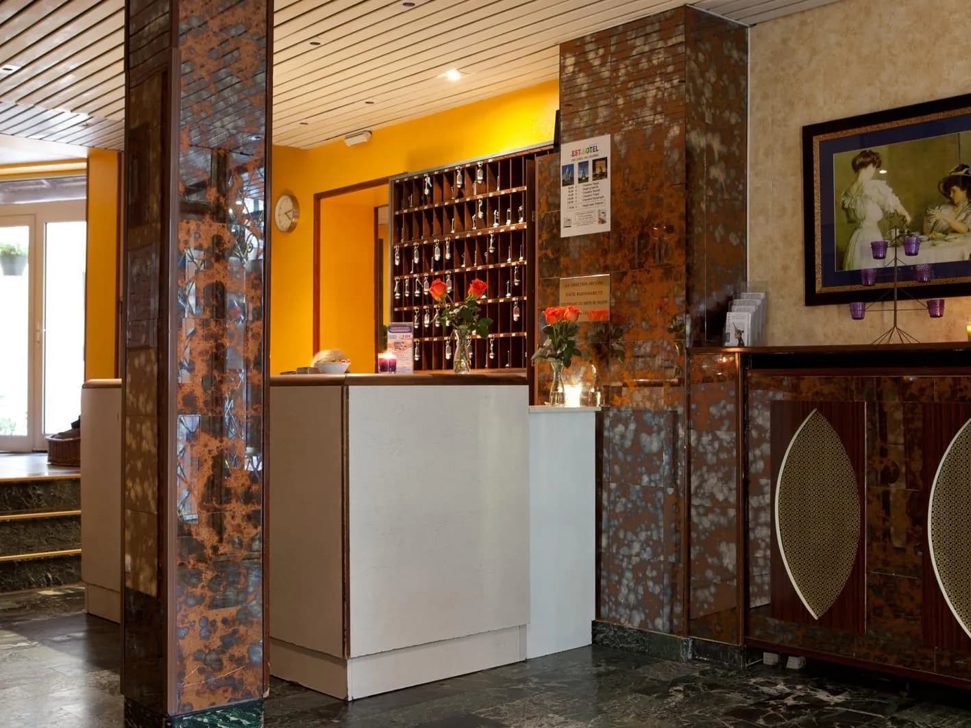 Est Hotel