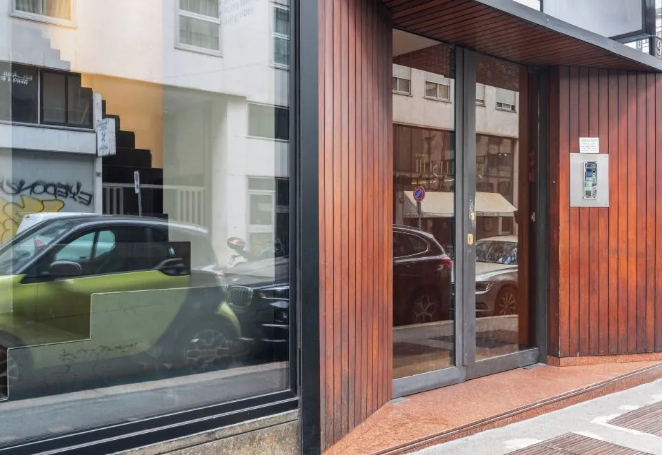 Easyhomes - City Centre Suites