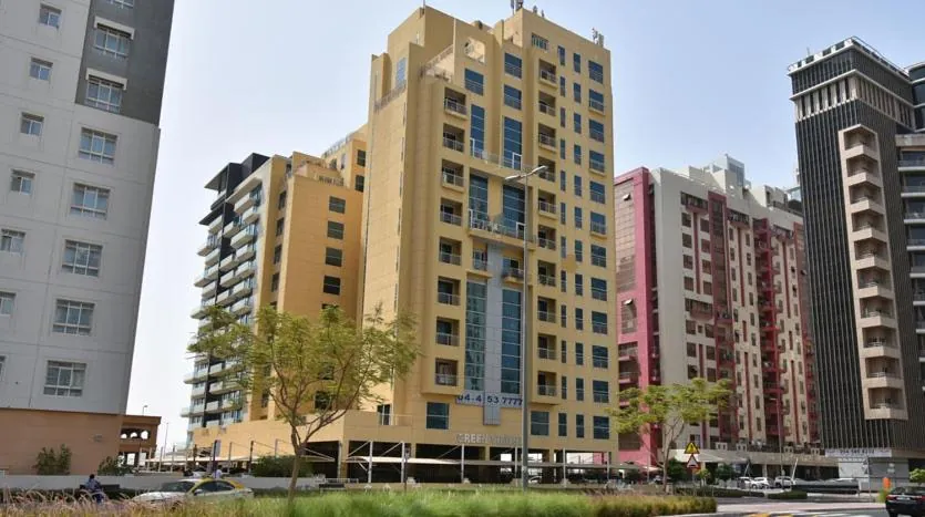 Lavish Double Partition Room in Barsha Heights