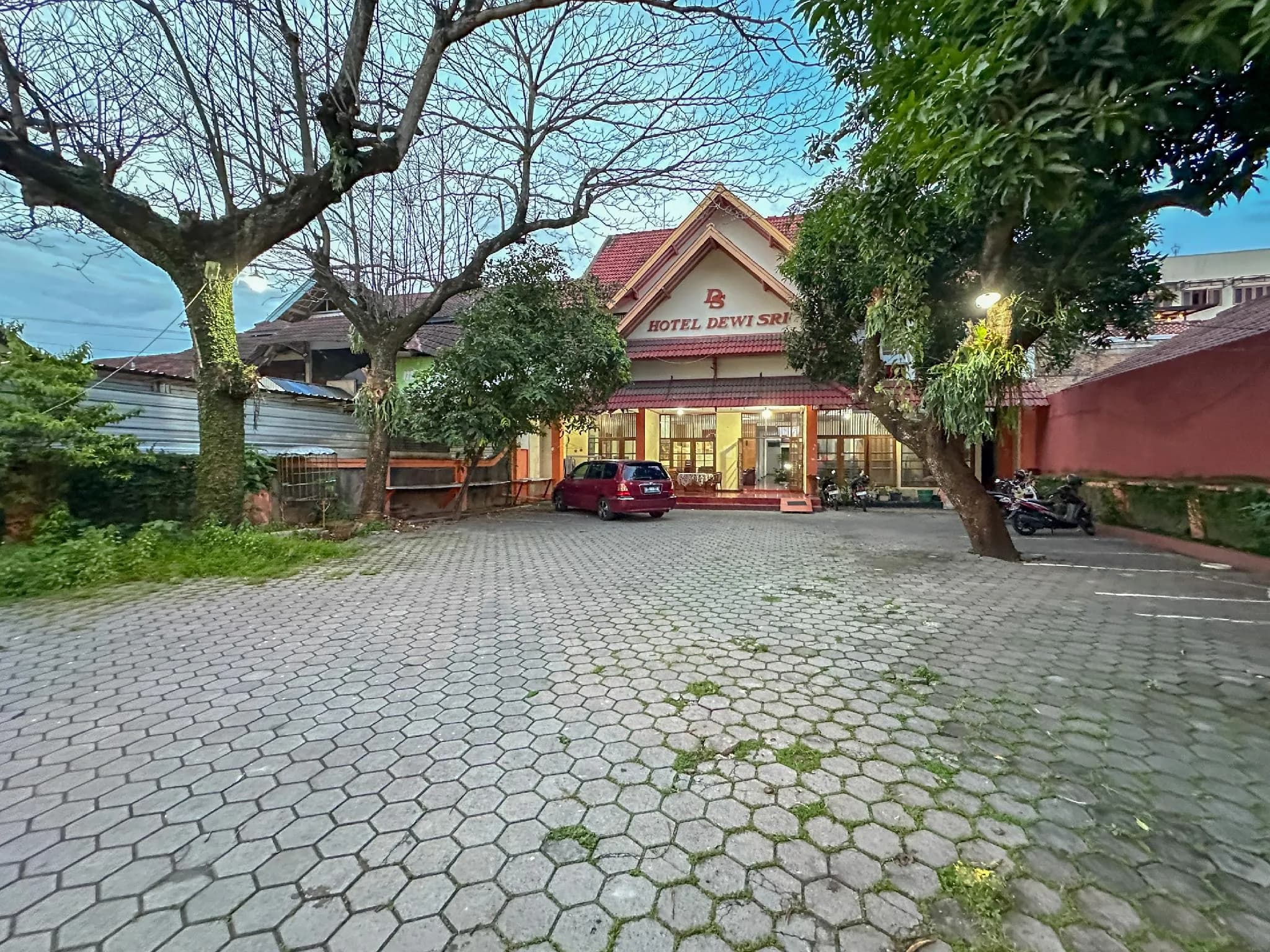 Hotel Dewi Sri RedPartner