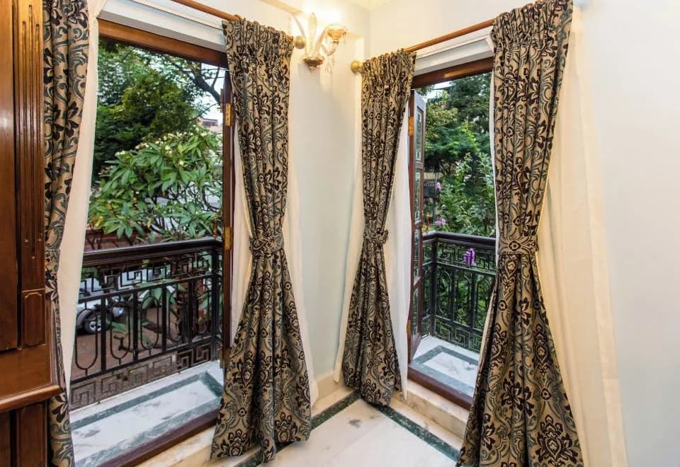 Baber Mahal Vilas - the Heritage Hotel