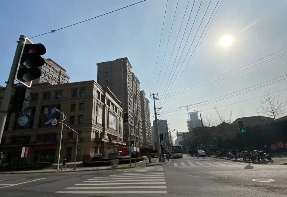 Hi Inn (Shanghai The Bund City God Temple Xiaonanmen Metro Station)