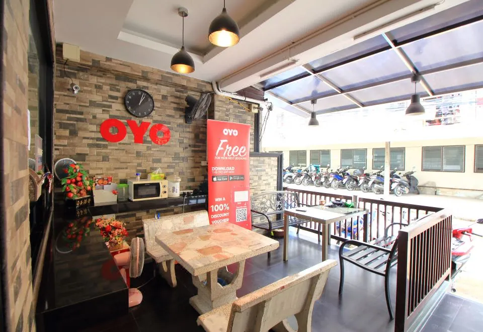 OYO 302 BB Guesthouse