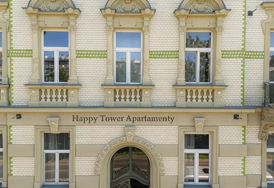Happy Tower
