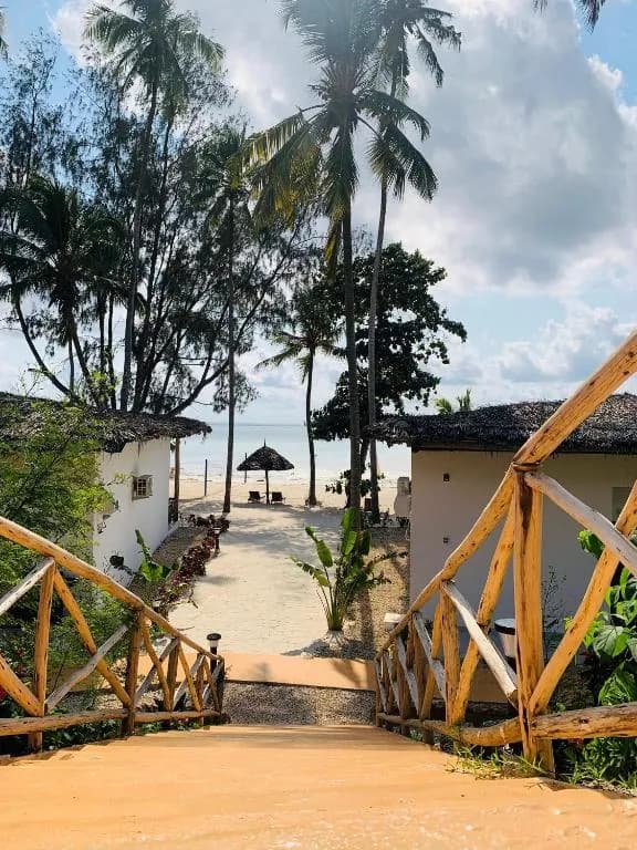 Royal Mandarin Hotel & Resort