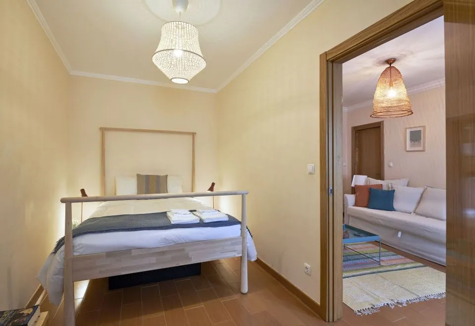 Spacious and Renovated Apartment with Amazing Patio, by TimeCooler