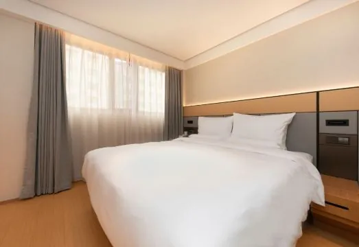 All season Shanghai Xietou East Road Hotel