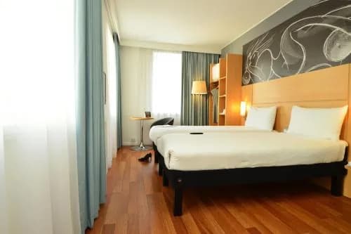 Ibis Edinburgh Centre South Bridge – Royal Mile