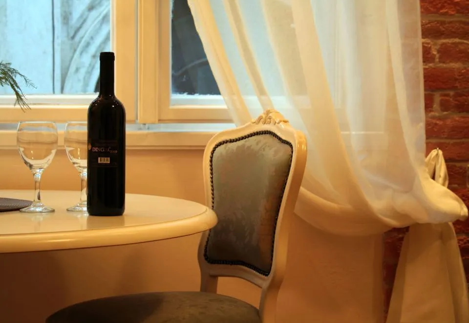 Banica Apartments & Rooms
