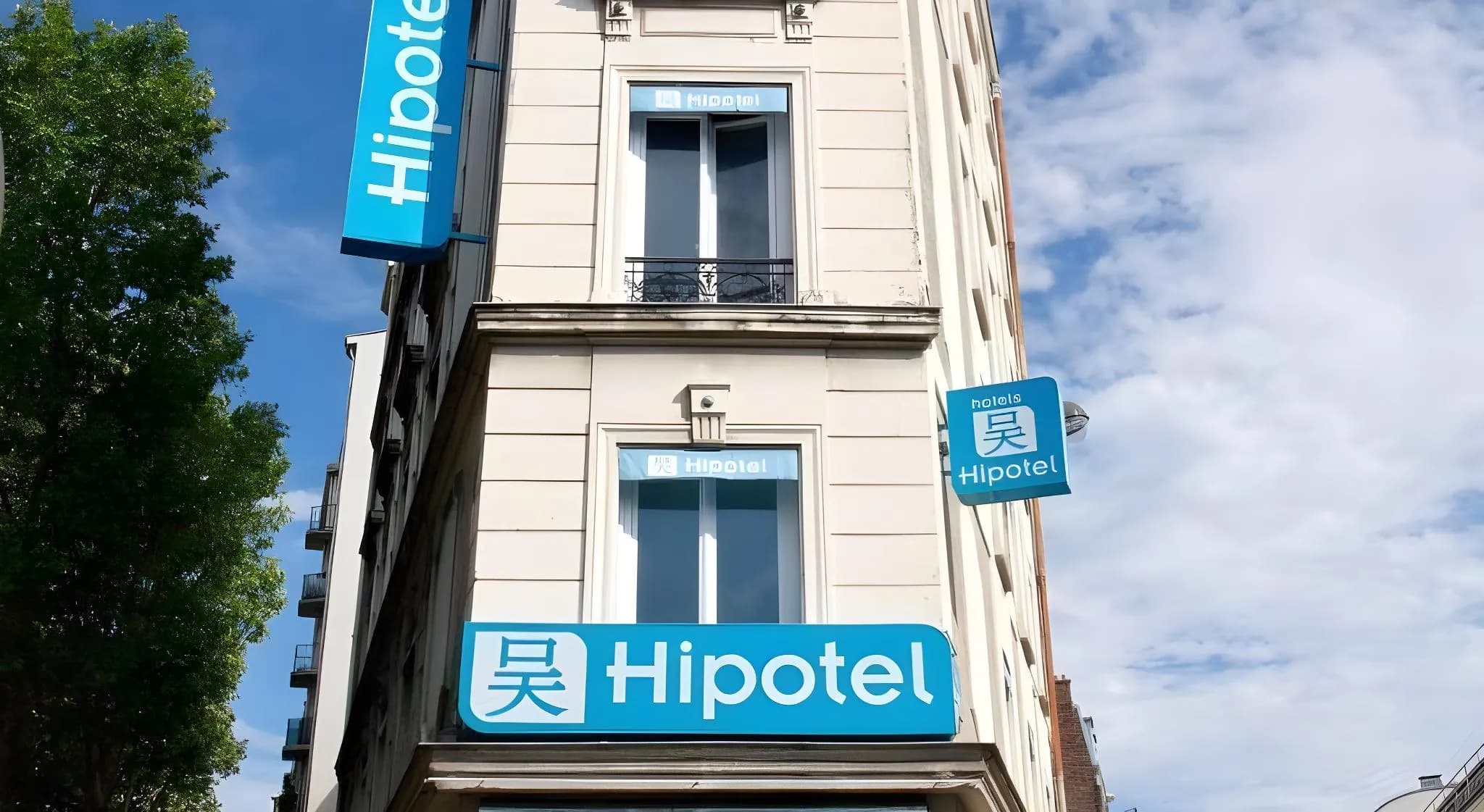 Hipotel Paris Belgrand Mairie du 20ème