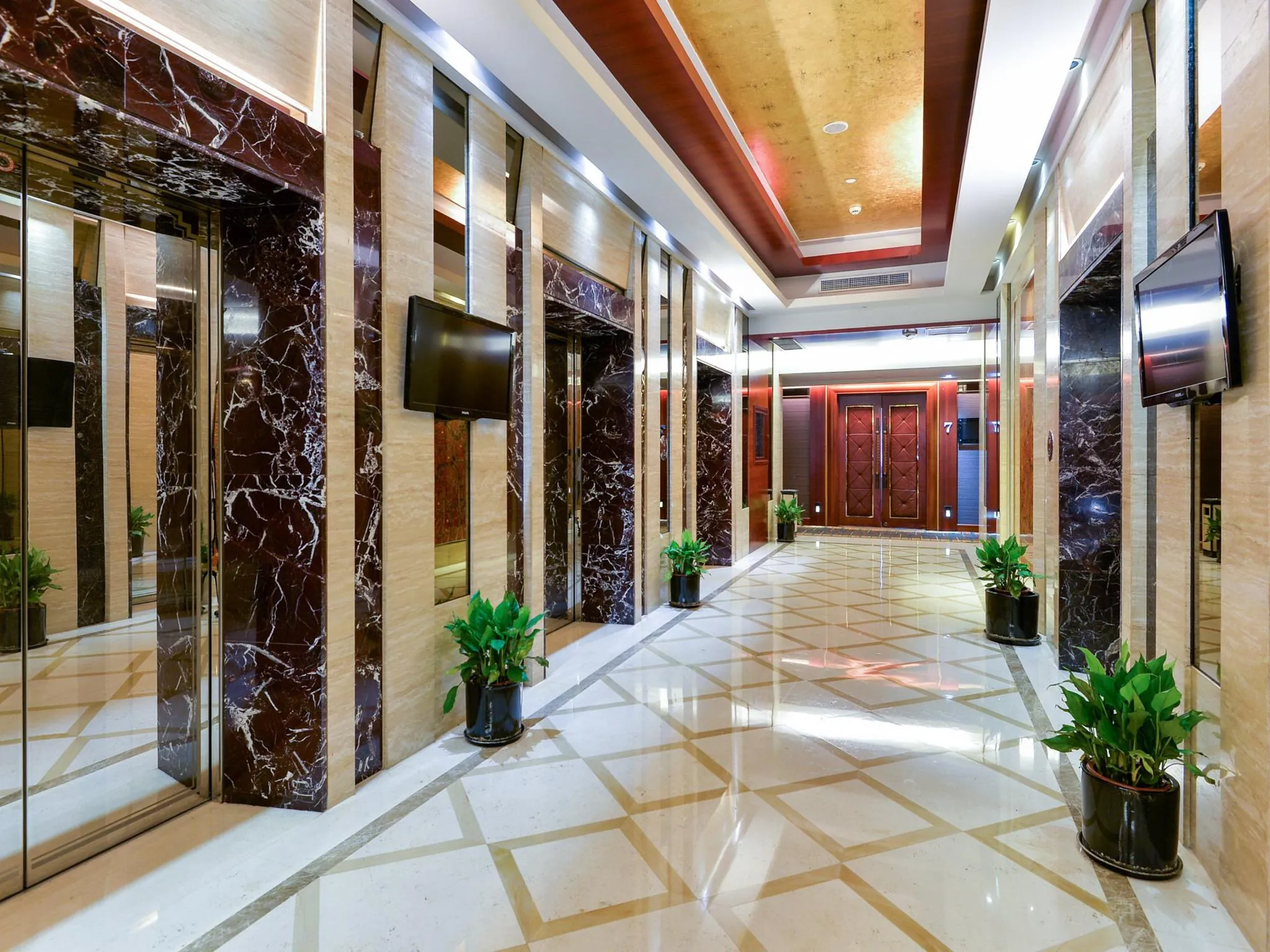 Luxemon Hotel (Pudong Shanghai)