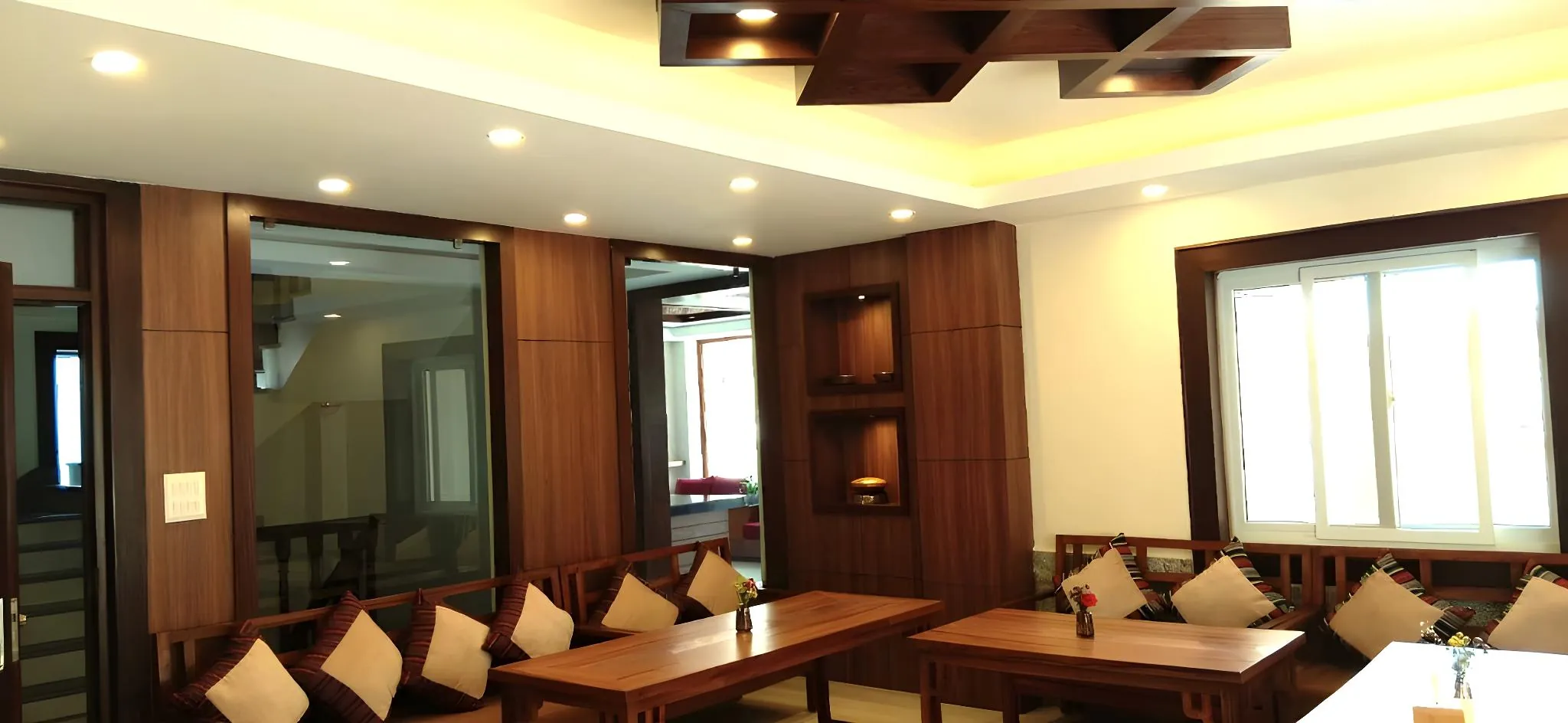Hotel Sherpani