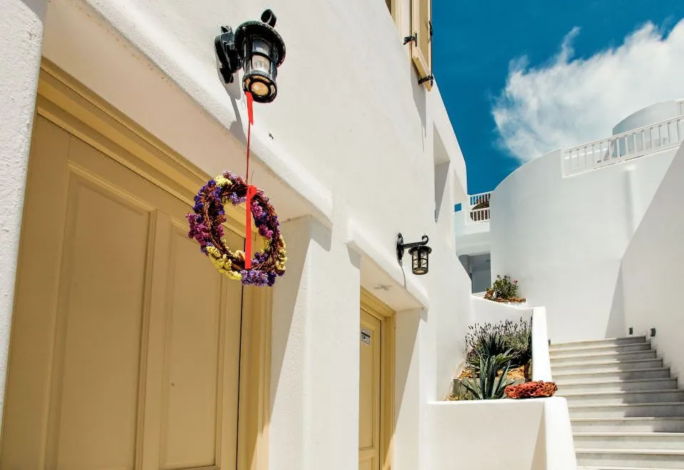 The George Hotel Mykonos