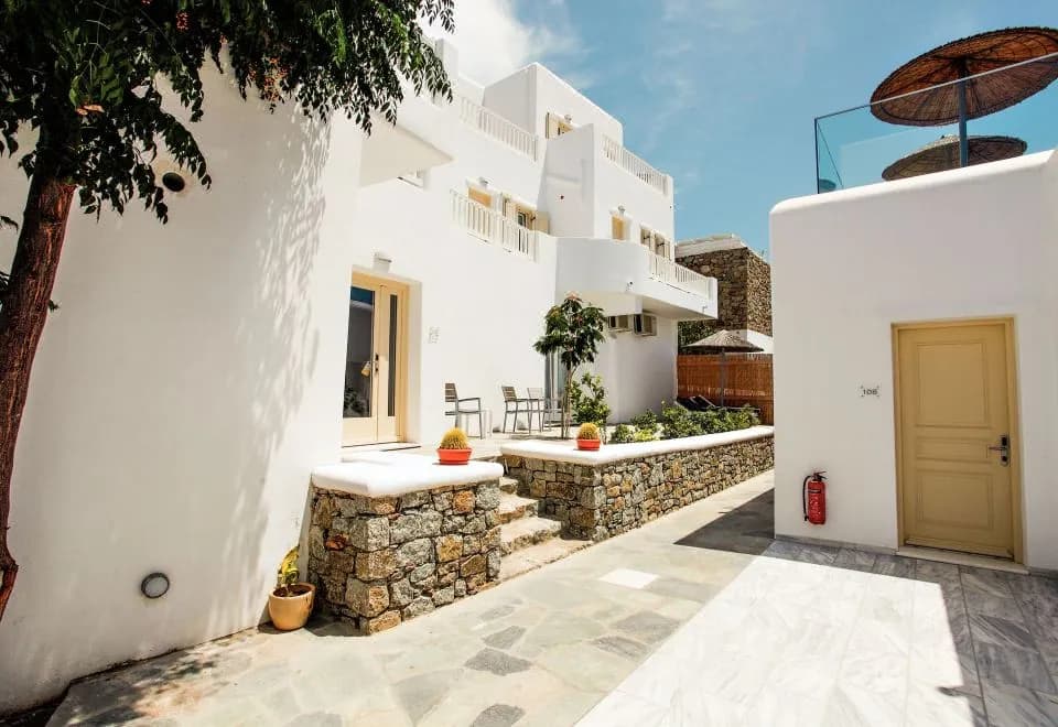 The George Hotel Mykonos