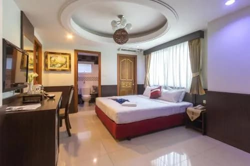 Gusto Pratunam Hotel