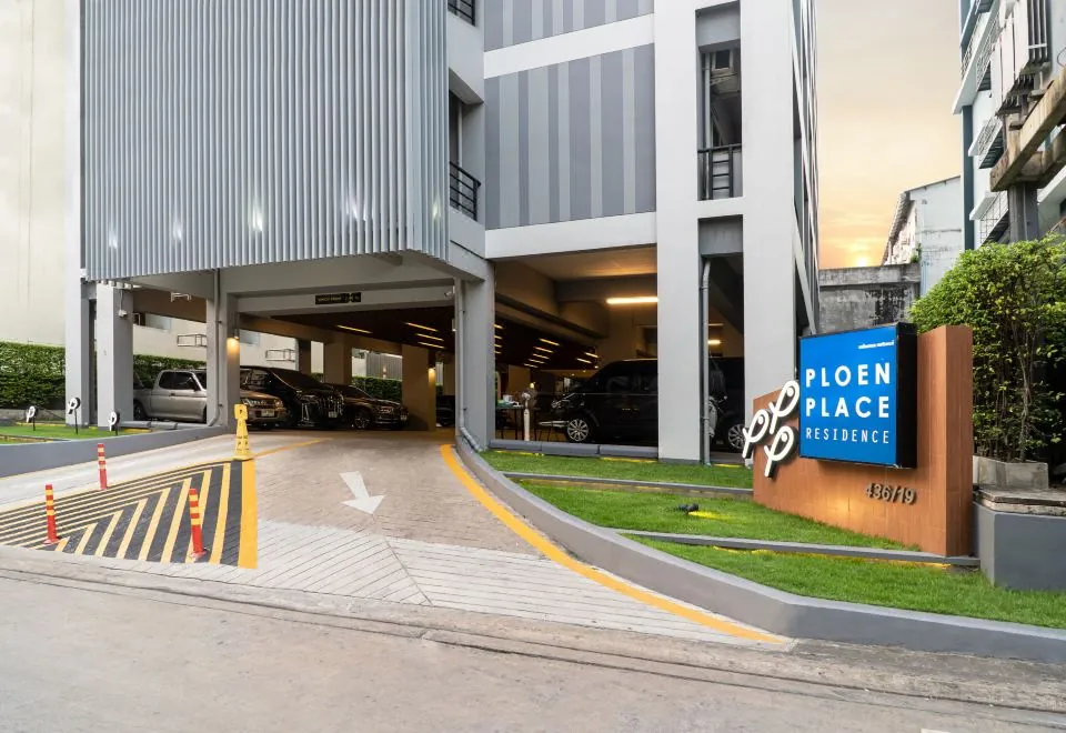 Ploen Place Residence