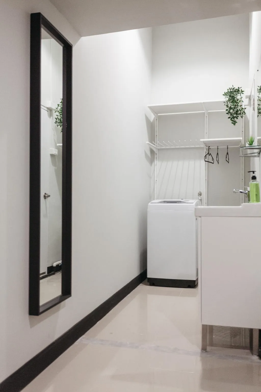 S1 Large Duplex Silom 3 Beds, Full Kitchen WIFI