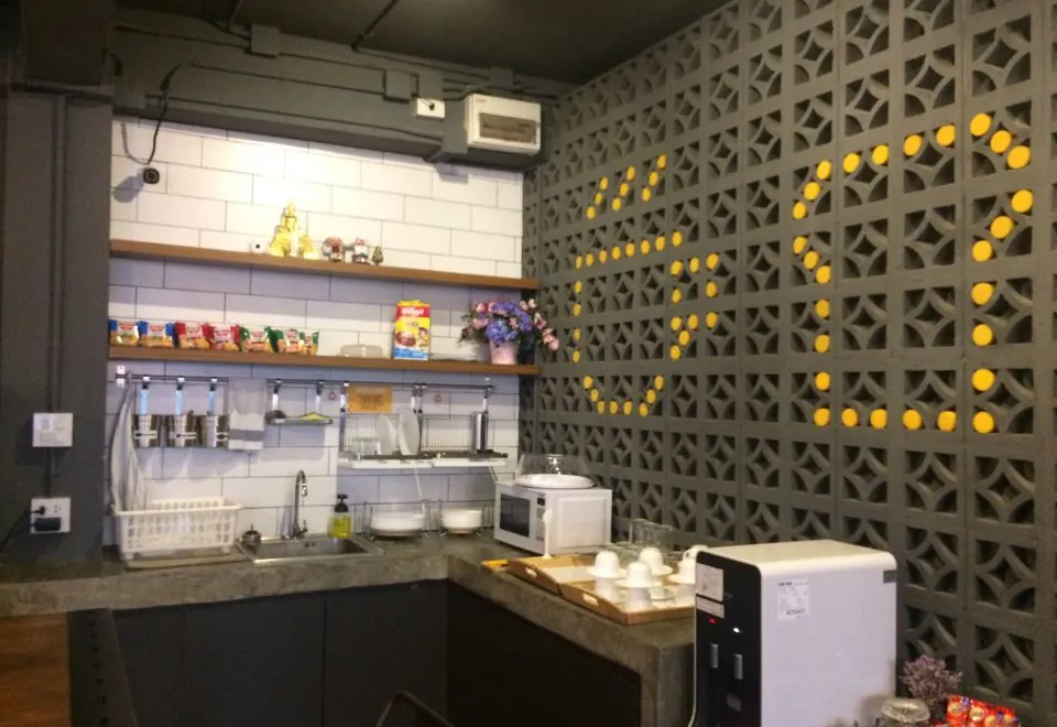 Silom Space Hostel