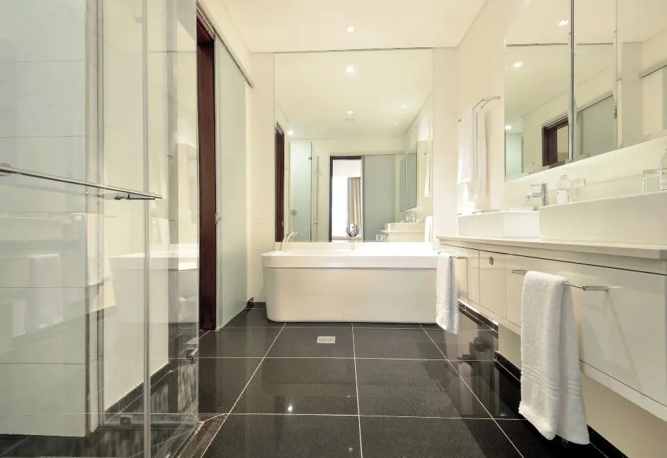 Davinci Suites