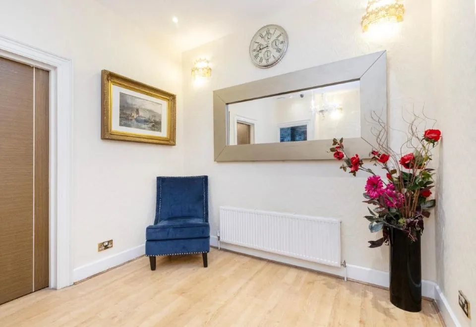 Hyde Park Rooms & Apartments