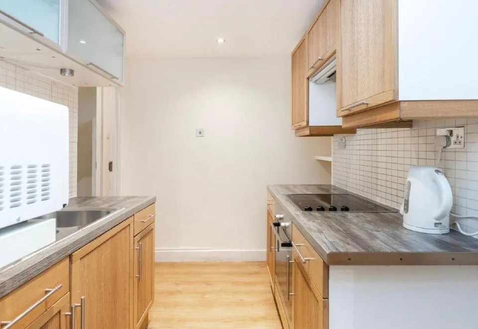 Hyde Park Rooms & Apartments