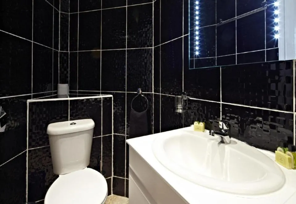 Hyde Park Rooms & Apartments