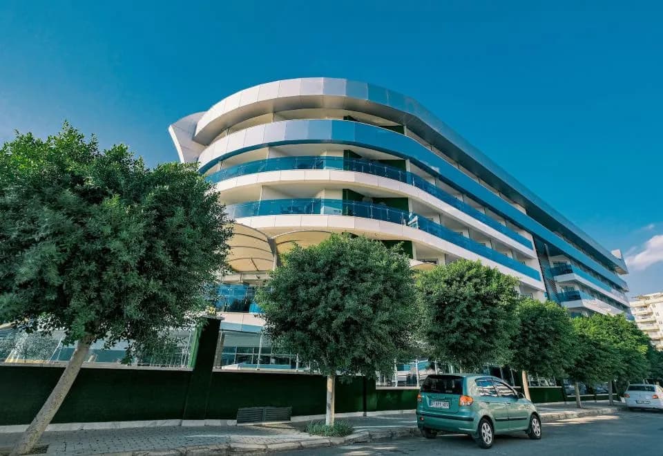 Sunprime C-Lounge