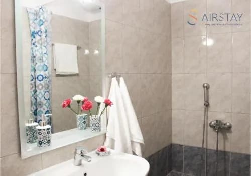 Anivia Apartments Airport by Airstay