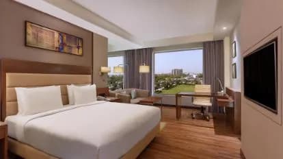 DoubleTree by Hilton Agra