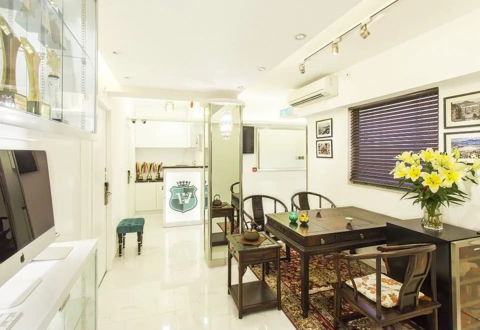 Global Holiday Home