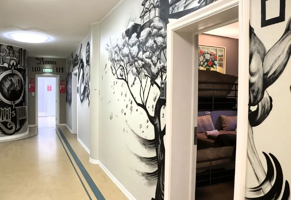 Hostel B47