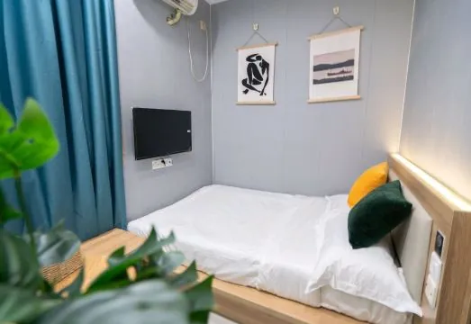 Box Space · Zhongda Apartment (Zhongda North Gate Branch)