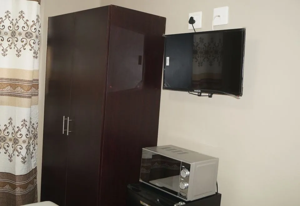 Miraton Eastgate Suites